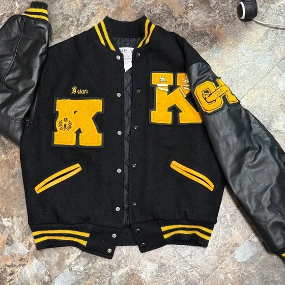 Black and Yellow Varsity Jacket with Leather Sleeves 2001. Men’s L - Picture 1 of 11